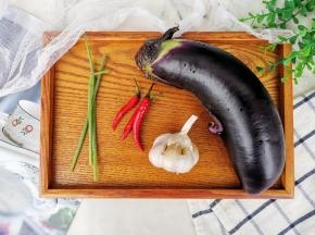 准备好所有食材。