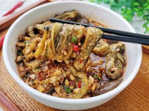 香辣爽口，巨巨巨好吃，一口接一口好吃到停不下来！