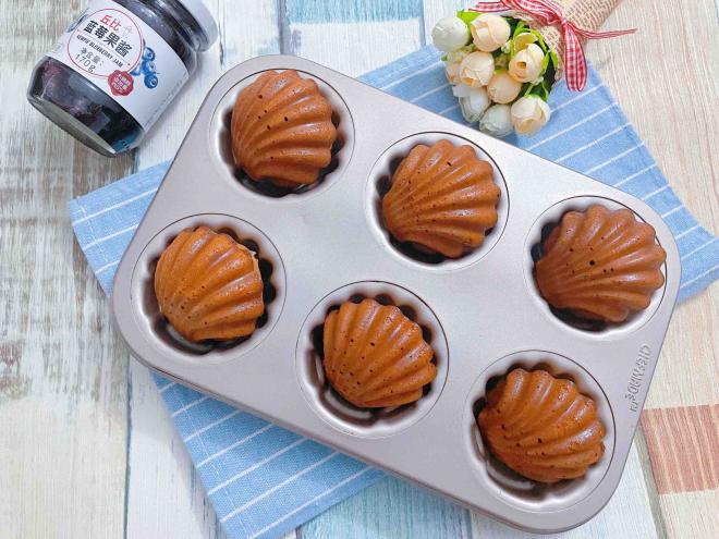 蓝莓果酱玛德琳