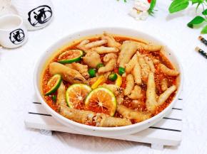 好吃到上头的凤爪。