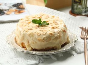 好吃的爆浆海盐奶盖蛋糕就完成啦！