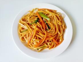 天热来一碗凉爽的凉拌面，太香了！