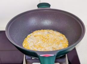 炒至有做好爆开。