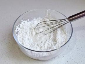 搅拌均匀至无颗粒。