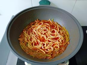 加一点点水，加米粉。