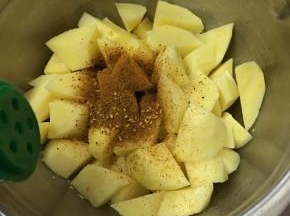 加入烧烤粉。