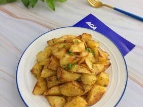完胜外面的烧烤摊。