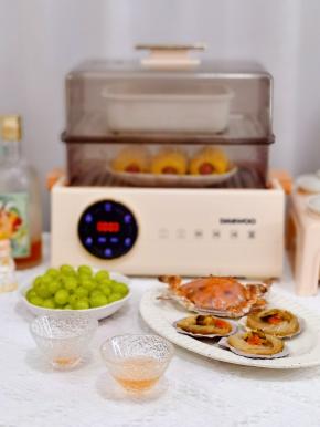 ​生活是一杯美酒，令人沉醉
​生活是一段憧憬，令人向往