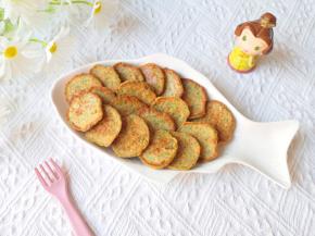 装在小朋友喜欢的小鱼盘子里。 