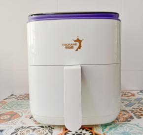 放空气炸锅蔬菜键180度烤6分钟。