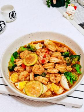 好吃到上头的凉拌菜，酸辣过瘾，巨好吃。