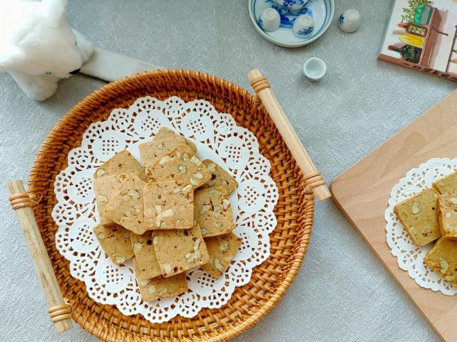 红糖核桃饼干