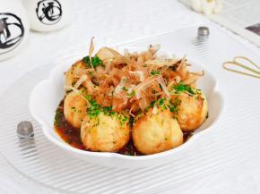 撒上青海苔粉。