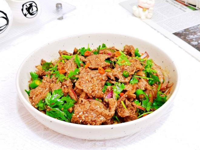 香菜拌牛肉