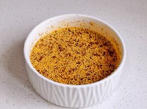 搅拌均匀备用。