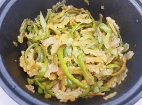 翻炒均匀即可出锅