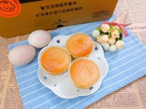 树莓果酱小蛋糕出炉