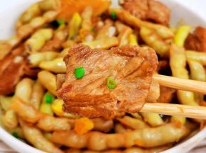 排骨软烂入味。