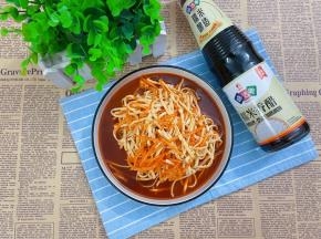 凉拌酸辣云丝完成