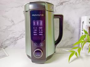 安装好按启动键，选择果蔬汁。