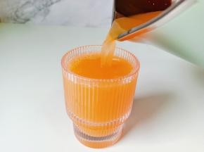 胡萝卜苹果汁细腻顺滑，巨好喝！