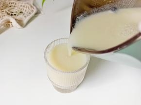 这个羹细腻光滑，家人都爱喝。