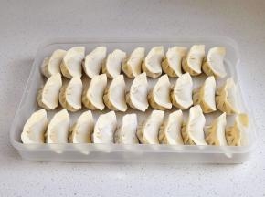 按个人喜好包饺子即可。（吃不完可以速冻）