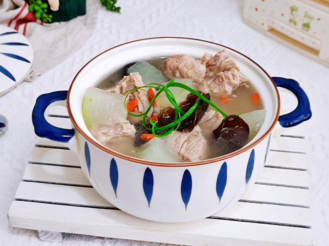 黑木耳冬瓜排骨汤