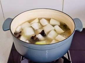 加入冬瓜黑木耳。