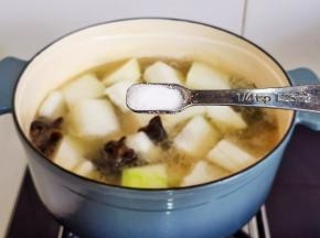 按个人口味加盐调味。