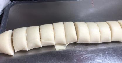 再分成12个小剂子