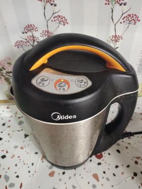 插上电源，按(干豆)模式即可！