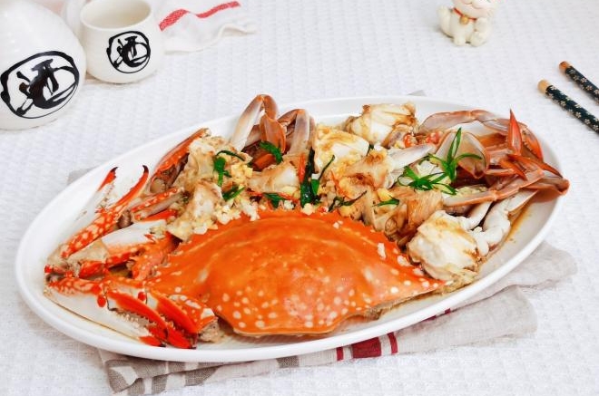 蚝油葱姜蒸梭子蟹