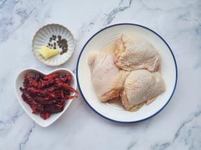 准备好所有食材。