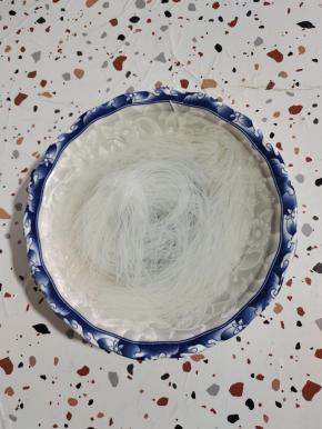 粉丝提前用温水泡软！
