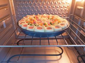 送入预热好的烤箱。