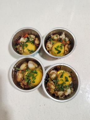 再撒上适量的葱花！