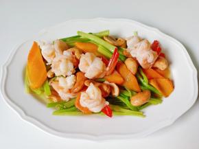 虾仁Q弹嫩滑，妥妥的下饭菜。