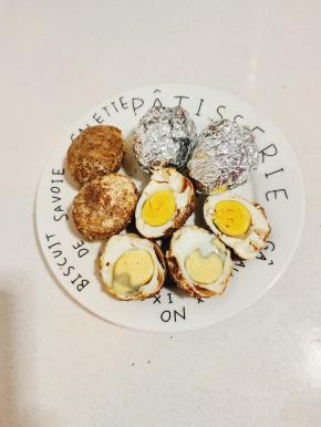 蛋黄都入味了，绵密咸香，一点都不会咸蛋白也是QQ弹弹!很有滋味，试过后，你们会回来感谢我的！