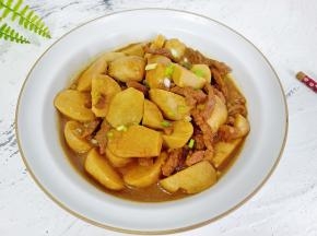 芋艿香糯可口，汤汁拌饭太香了吧！