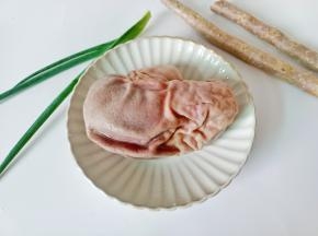 准备好猪肚，山药。