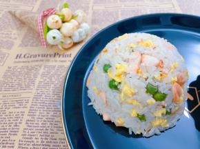咸鲜松散干身的炒饭，也非常受欢迎哦