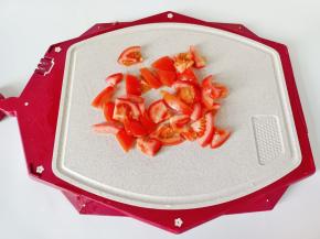 番茄切成小丁