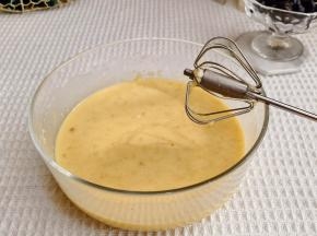 搅拌均匀至无干粉。