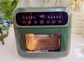 180度烤15分钟，转150度烤25分钟。