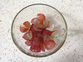 切成小块去籽。