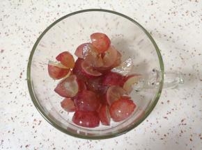 切成小块去籽。