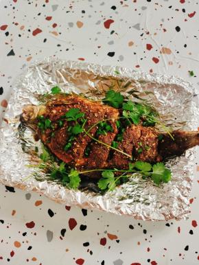 出锅前撒上葱花或香菜，这个真的好吃，大家一定要去试试，你们会感谢我的！