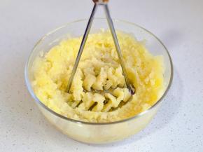 压成土豆泥。