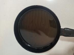 熬好的葱油晾凉！